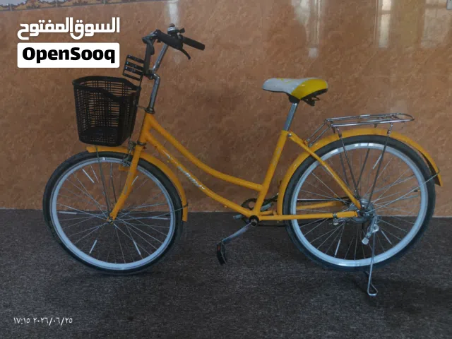 بايسكل (دراجة هوائية) لون أصفر مميز بحالة ممتازة للبيع