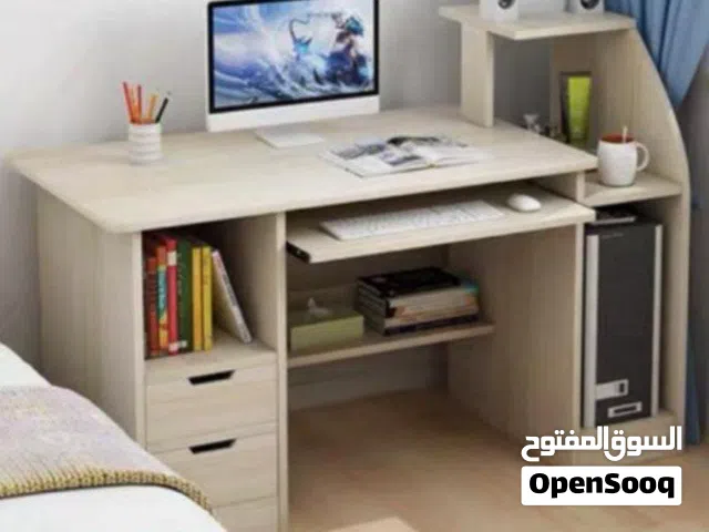 ميز مكتبي ميز مكتبي