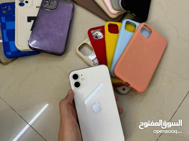Apple iPhone 11 64 GB in Al Ain