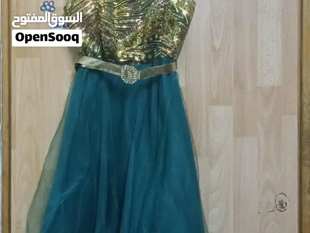 فساتين حفلات استعمال مره واحده