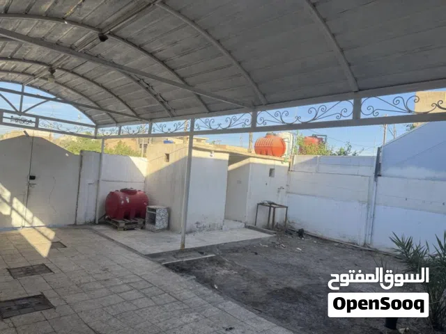 منزل للأيجار.  للسكن عائلي     في منطقة المعقل -  قرب م تربية الجديدة وجامع عثمان منطقة دور الهندية