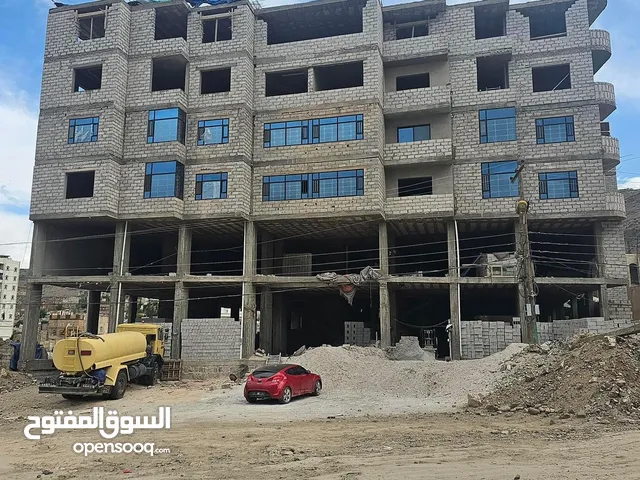 1000 m2 4 Bedrooms Apartments for Sale in Sana'a Haddah