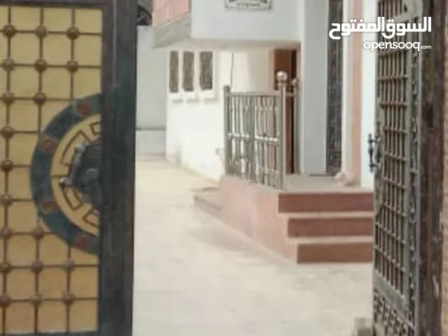 بيت دورين وسيع في فوة الجهة البحرية