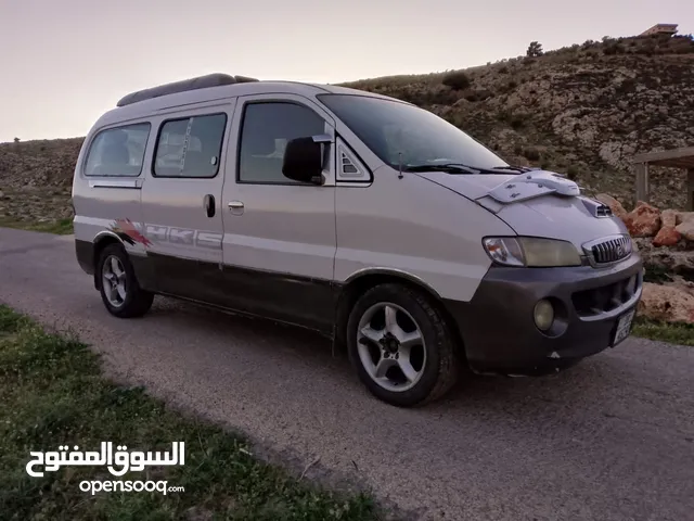 باص ستاريكس