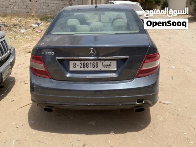 2010 مرسيدس بنز الفئة-C C 300