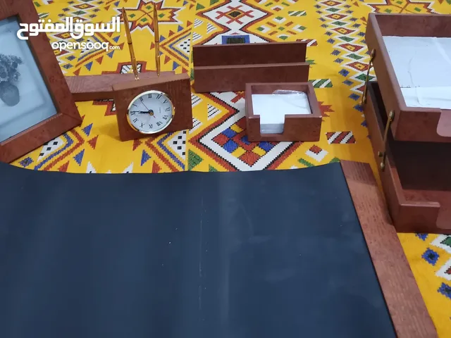 طقم مكتبي متكامل