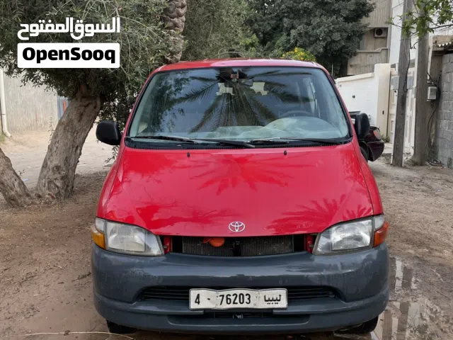 2002 تويوتا هايس Ultra