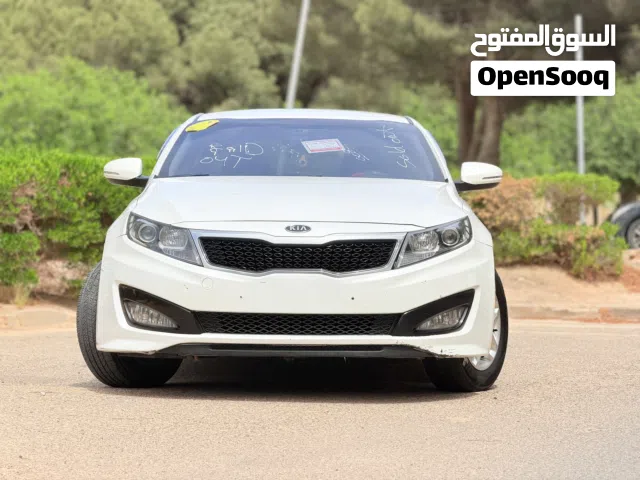 2012 كيا اوبتيما Standard
