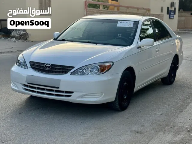 2004 تويوتا كامري Standard