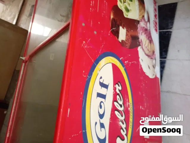 فريزر بطح بحالة ممتازة بحاجة إلى غاز فقط المتطور شغال