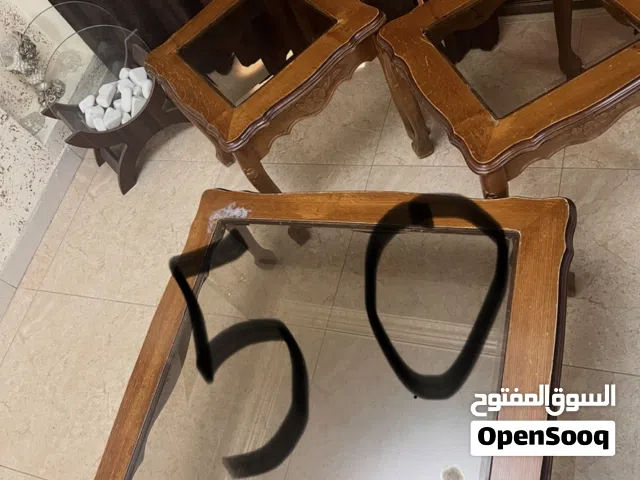 طاولات وسط