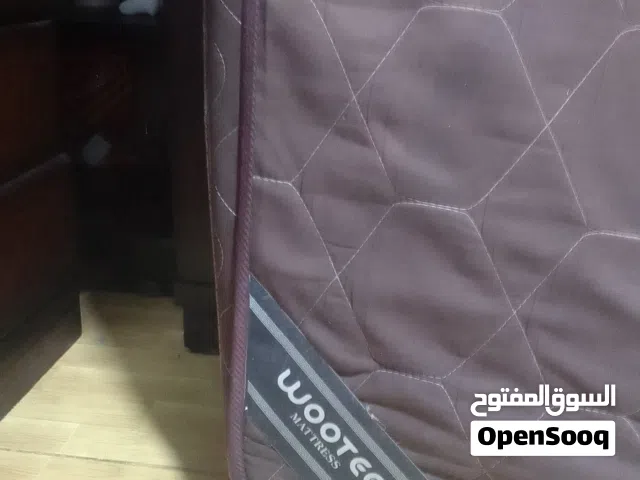 فرشه بحاله ممتازه مقاس كبير 2/2م للبيع