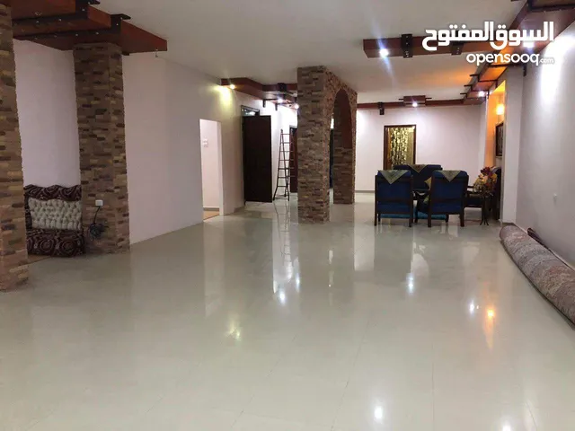 150 m2 2 Bedrooms Villa for Rent in Tripoli Al-Nofliyen