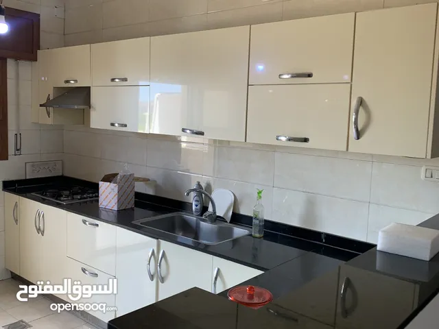 170 m2 3 Bedrooms Apartments for Rent in Tripoli Al-Serraj