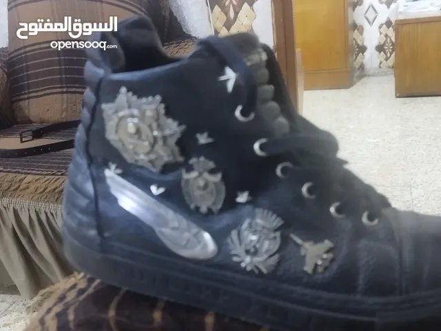 42 Casual Shoes in Baghdad