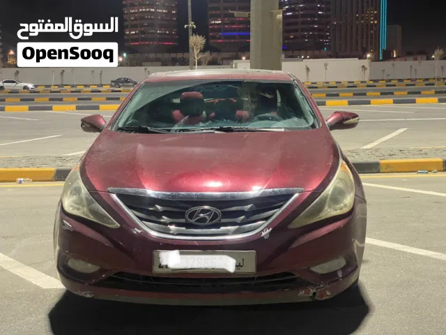 سوناتا 2012 ماشيه 182.000 ميل امريكية