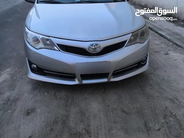 Toyota Camry GLX, 2013 Model, 145 K Mileage, Expat Driven,leaving Bahrain,low Maintainance
