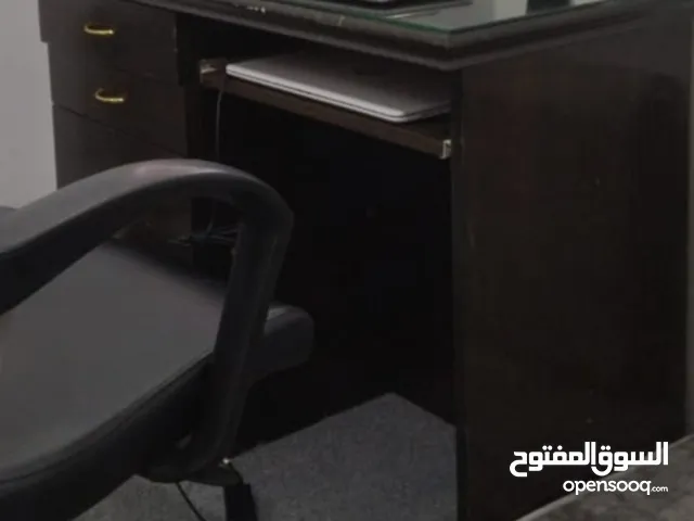 مكتب خشب مستعمل للبيع