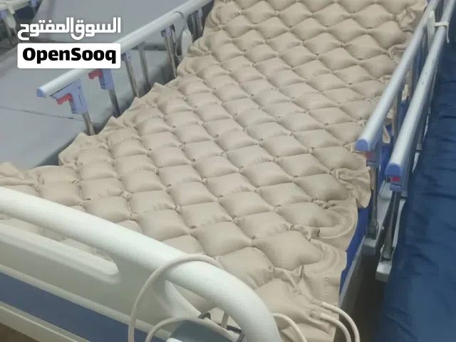 تخت سرير طبي كهربائي