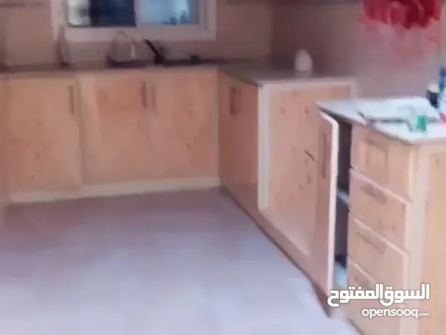 شقة للايجار في باربار
