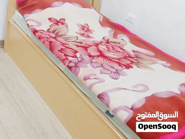 غرفة نوم شبابية