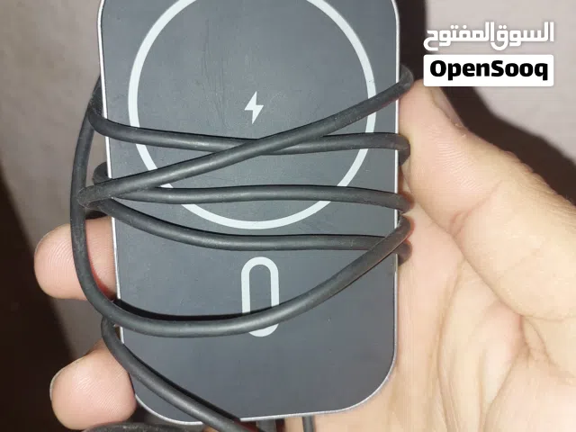 شواحن ايفون - وسامسونج اصلية للبيع