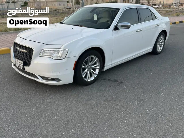 2019 كرايسلر 300 300S V6