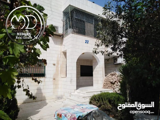 600 m2 More than 6 bedrooms Villa for Sale in Amman Um El Summaq