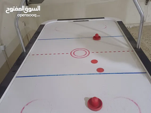 طاولة هوكي هوائية