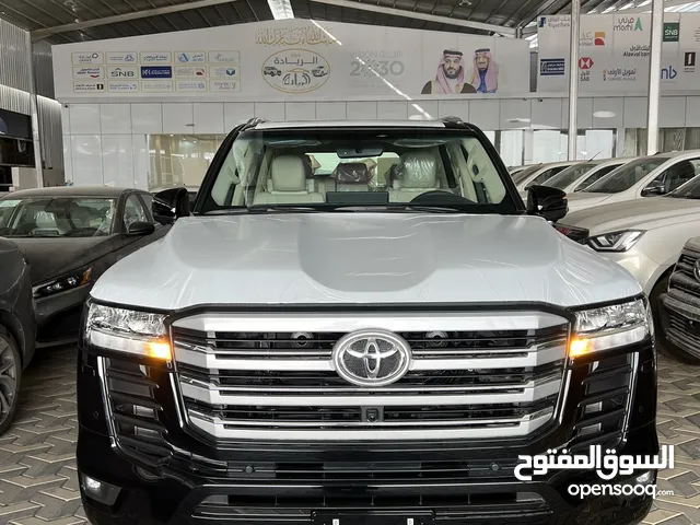 Toyota Land Cruiser 2024 in Al Riyadh