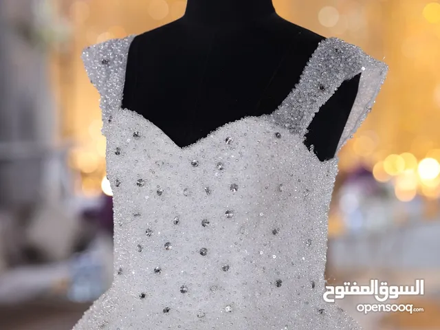 فستان زواج للايجار المقاس m& L
