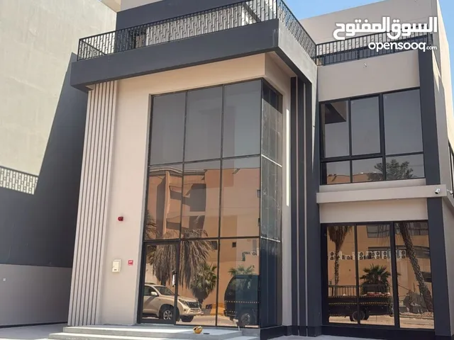 BHD 3000, 500 Sq. Meter, Excellent Restaurant Building For Rent In 338