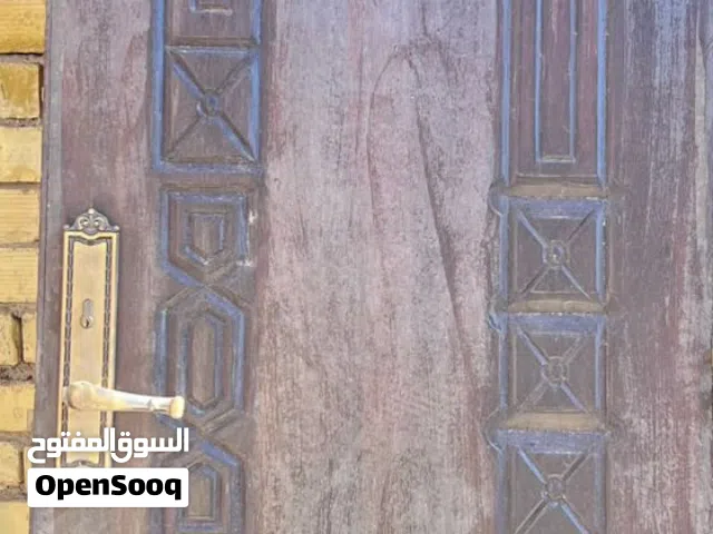 مجموعة أغراض للبيع مستعمل نظيف  بسبب تحويل  بيت   البايسكل نظيف   باب صاله ارتفاع  3 متر قطعتين