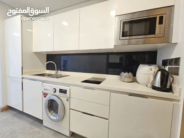 65 m2 Studio Apartments for Rent in Manama Juffair