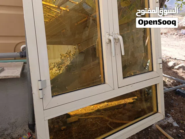 نافذه الأمونيوم.. لون ذهبي.