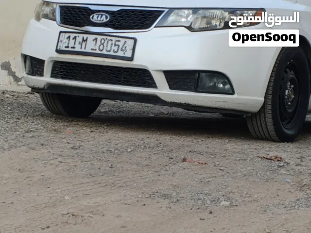 2013 كيا فورتي GT