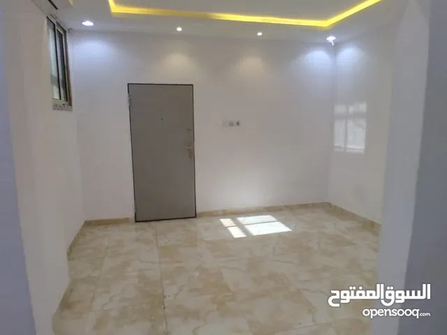 150 m2 3 Bedrooms Apartments for Rent in Al Riyadh Al Hamra