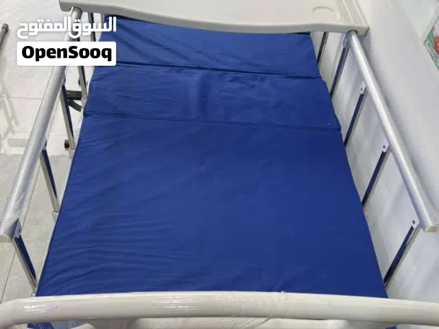 سرير مستشفى تخت طبي