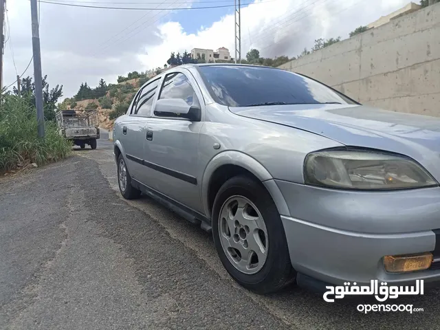 Opel Astra 2001 in Amman