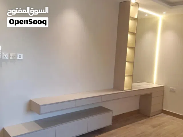 أعمال الديكورات والاعمال الخشبية