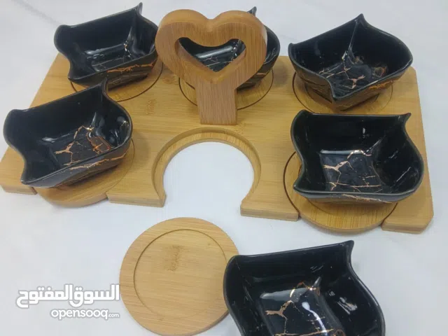 أواني منزلية خاصة بالمطبخ