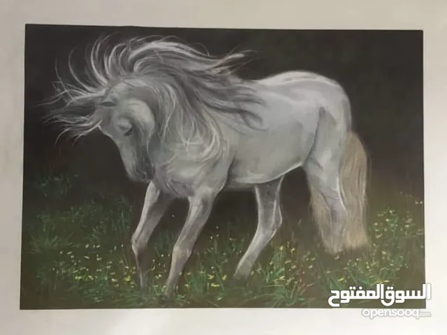 تحفة فنية حائزة على تقدير – “الحصان الجامح في الحقل” – 70×50 سم – تقنيات الألوان الخشبية والباستيل