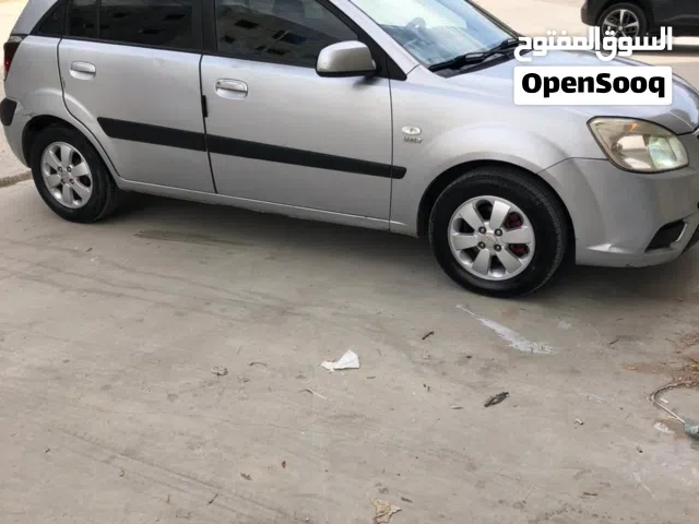 2007 كيا برايد Standard