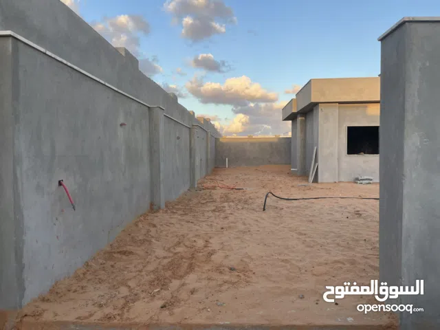 2 Bedrooms Farms for Sale in Tripoli Wadi Al-Rabi