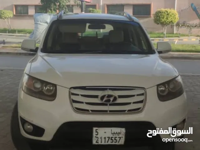 Used Hyundai Santa Fe in Tripoli