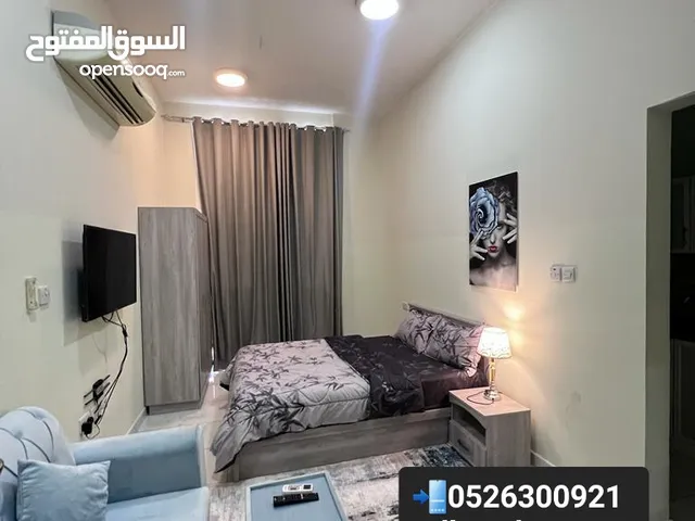 ستوديو مفروش مع بلكونه ضمن فيلا الطويه