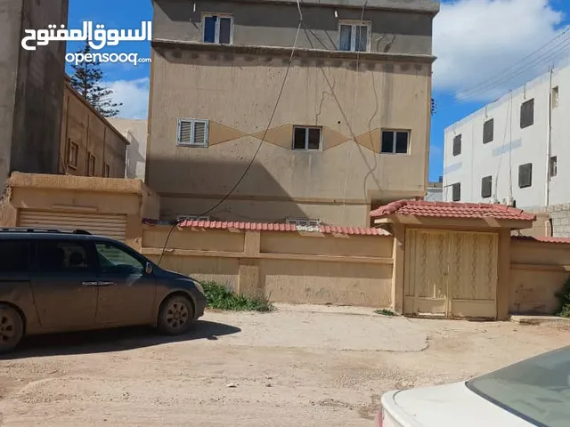 260 m2 More than 6 bedrooms Villa for Sale in Benghazi Al-Rahba