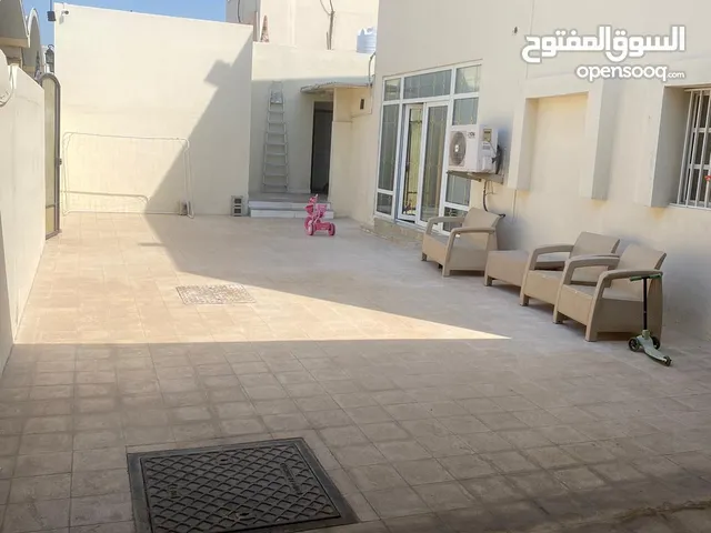 500 m2 4 Bedrooms Townhouse for Rent in Um Salal Al Kharaitiyat