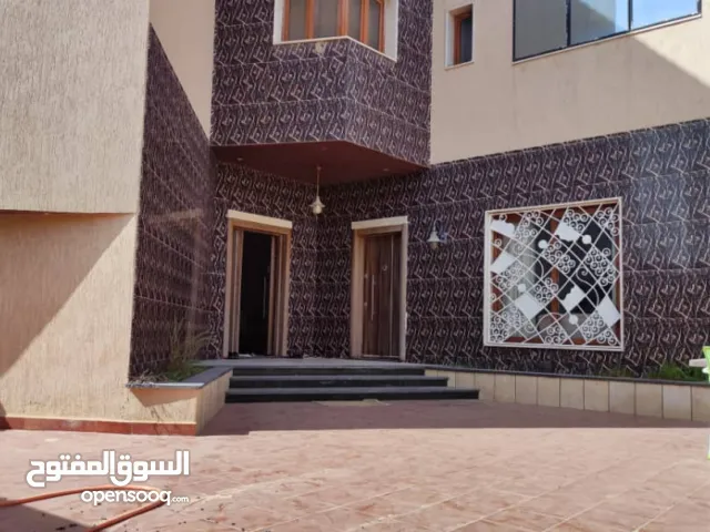 فيلا من دورين