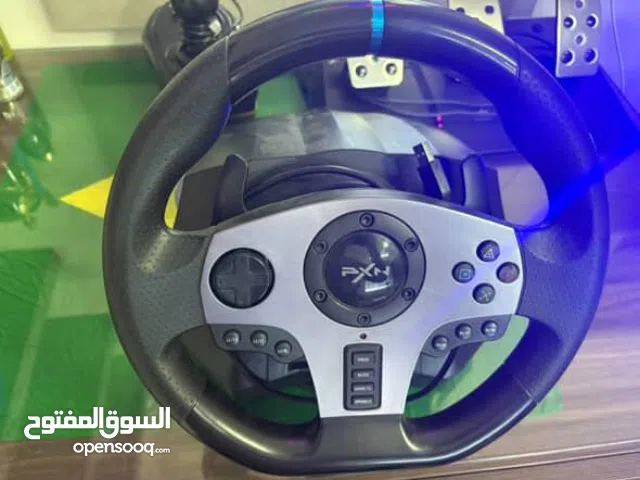 ستيرنغ مع قير عادي خمس غيارات وثلاث دواسات بحالة ممتازة لم يستعمل بلف 900 درجة او 270 درجة